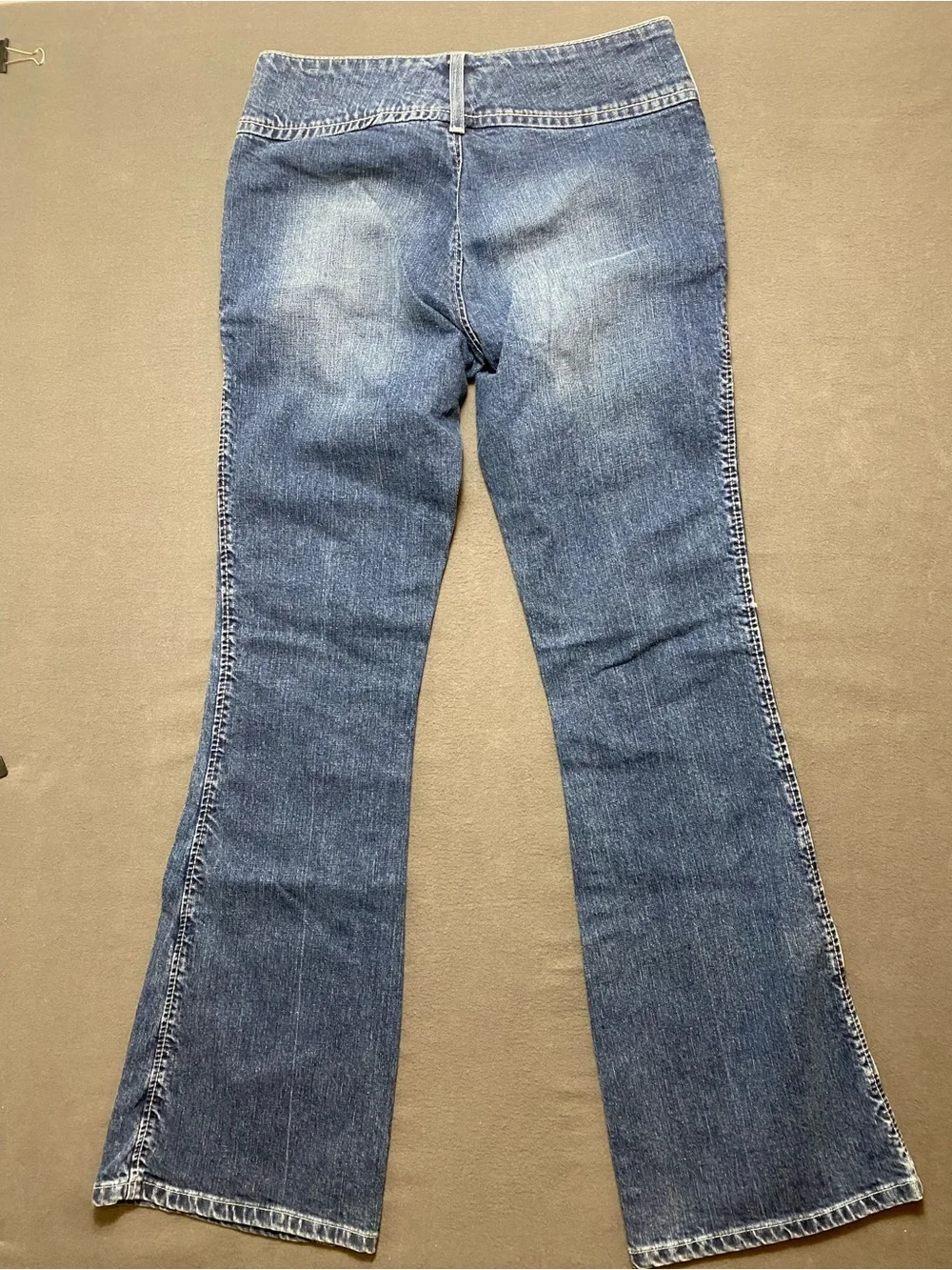 Silver Jeans Medium Wash Flare Jeans Low-Rise 30/33